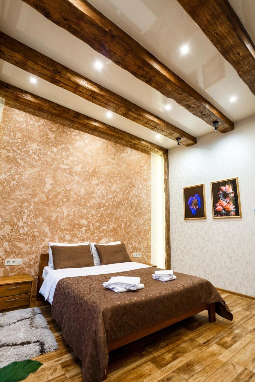 Apartments "The Cultural Capital" Vip 리비프 외부 사진